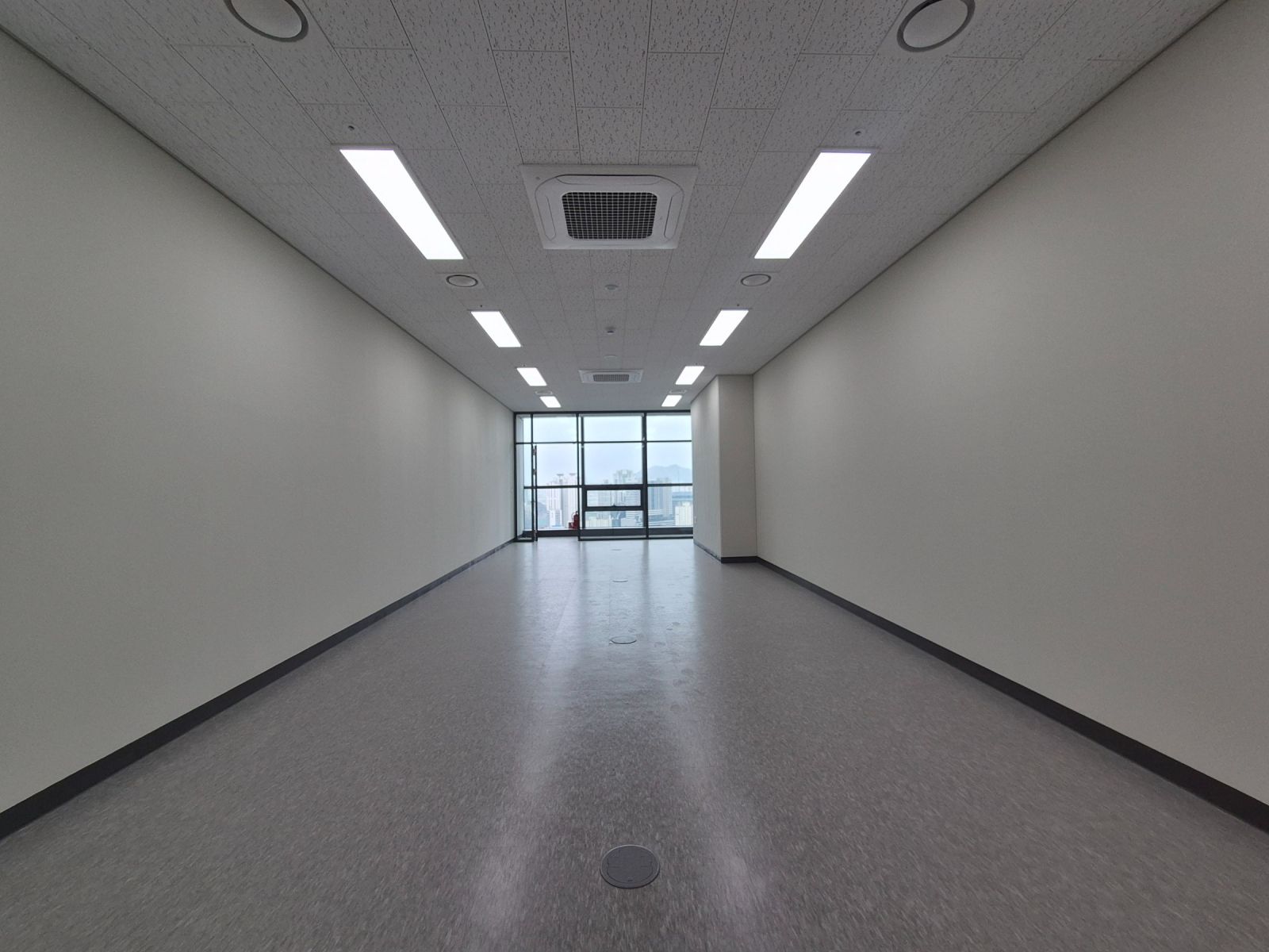 부산광역시 남구 문현동 사무실 - 1