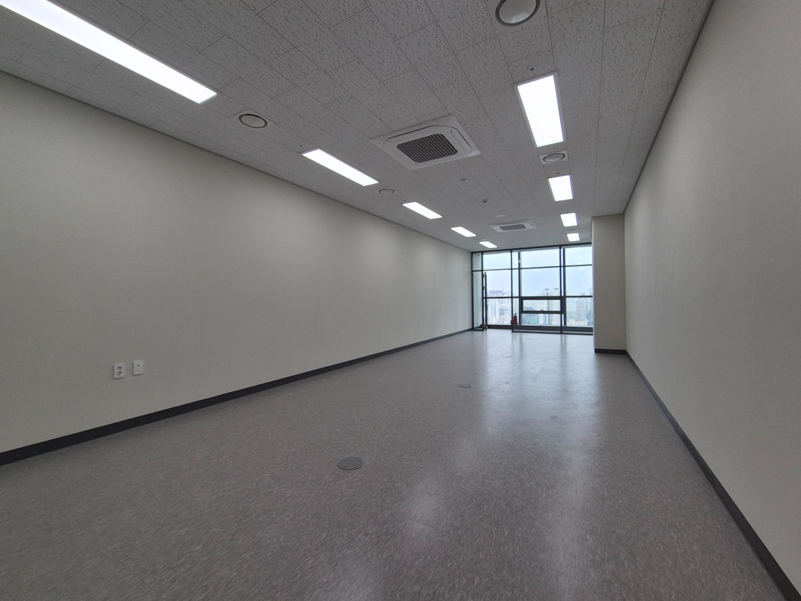 부산광역시 남구 문현동 사무실 썸네일 4