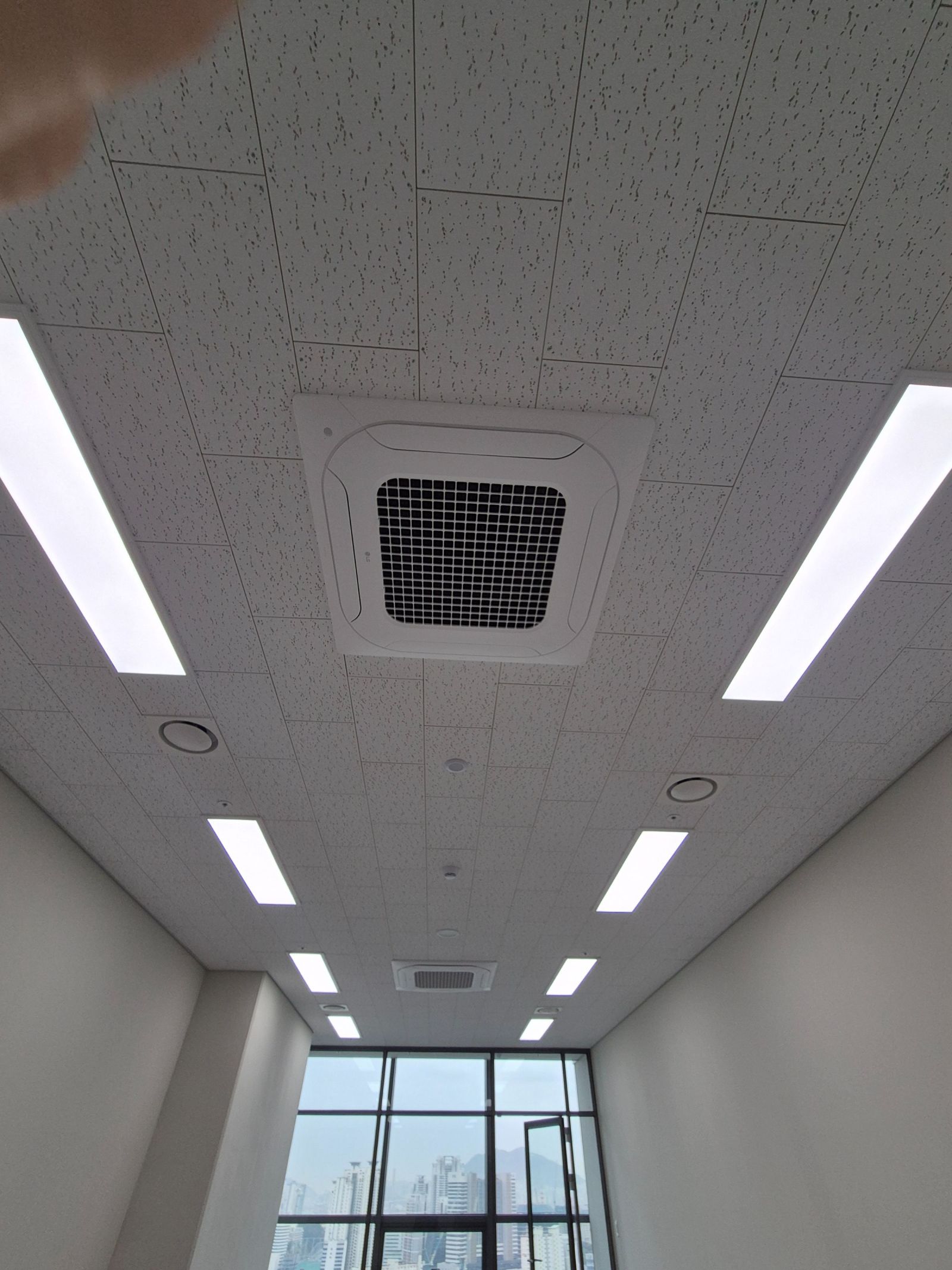 부산광역시 남구 문현동 사무실 썸네일 6