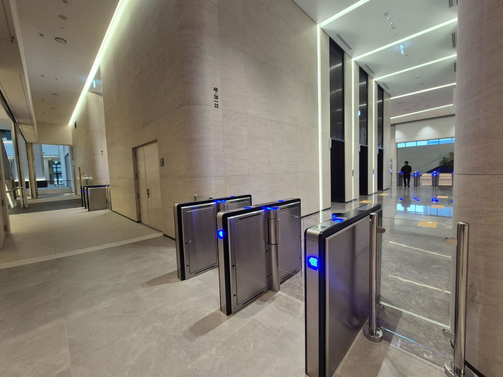 부산광역시 남구 문현동 상가 썸네일 8