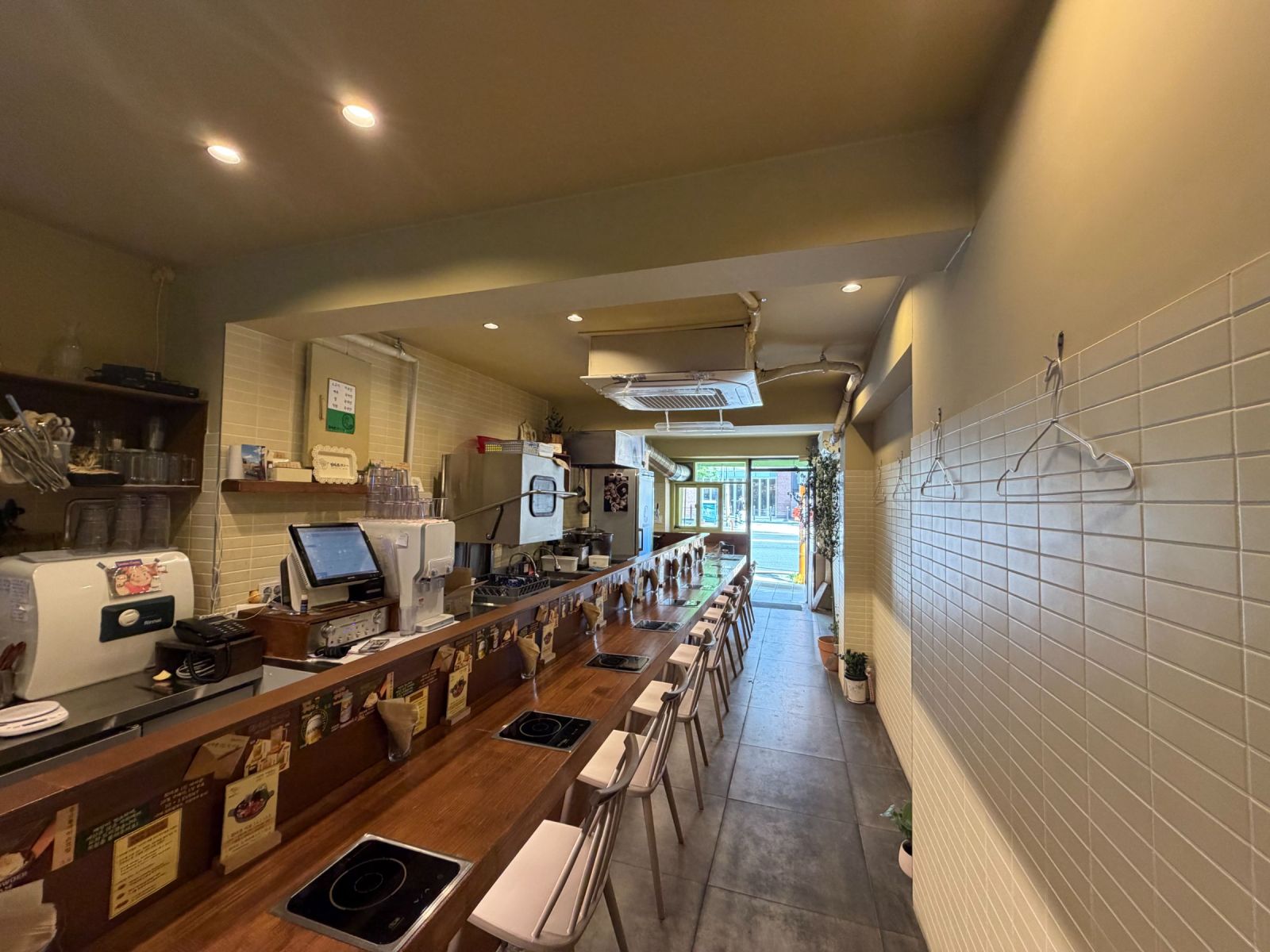 부산광역시 부산진구 부전동 상가 - 1