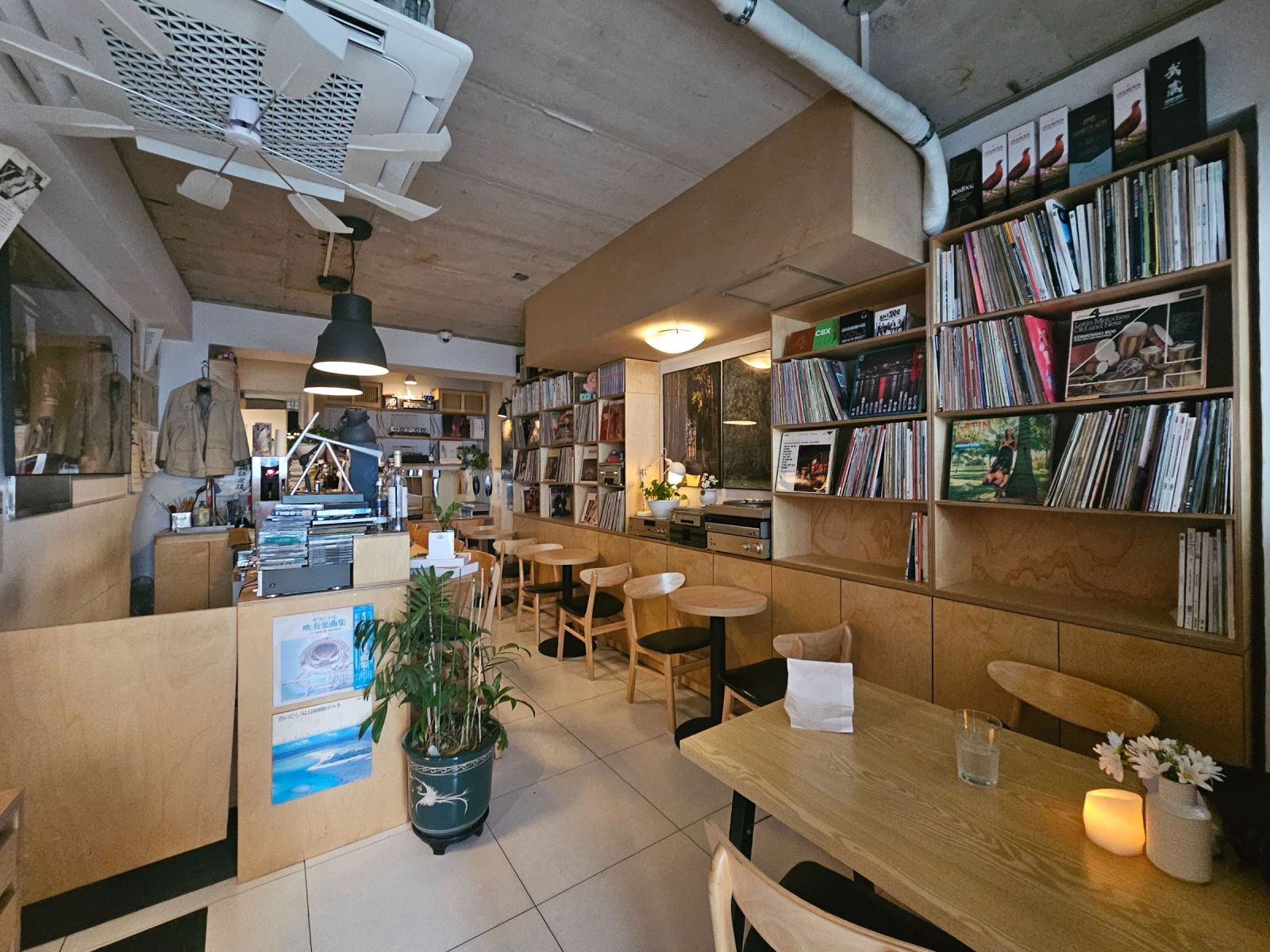 부산광역시 부산진구 전포동 상가 - 1