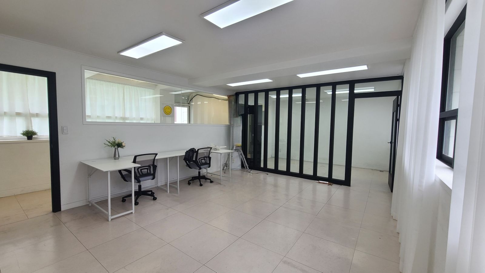 부산광역시 부산진구 전포동 사무실 - 1