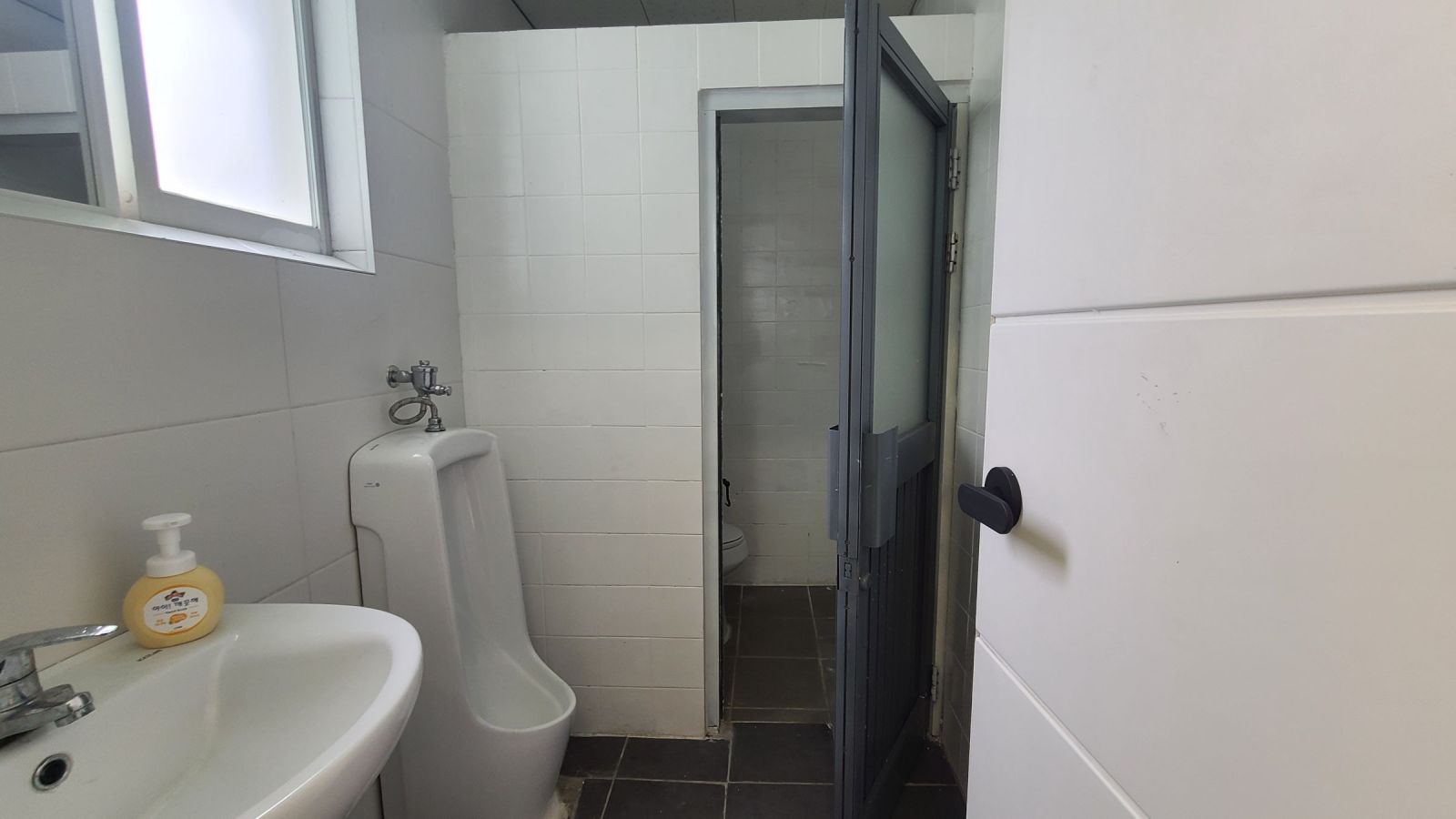 부산광역시 부산진구 전포동 사무실 썸네일 7