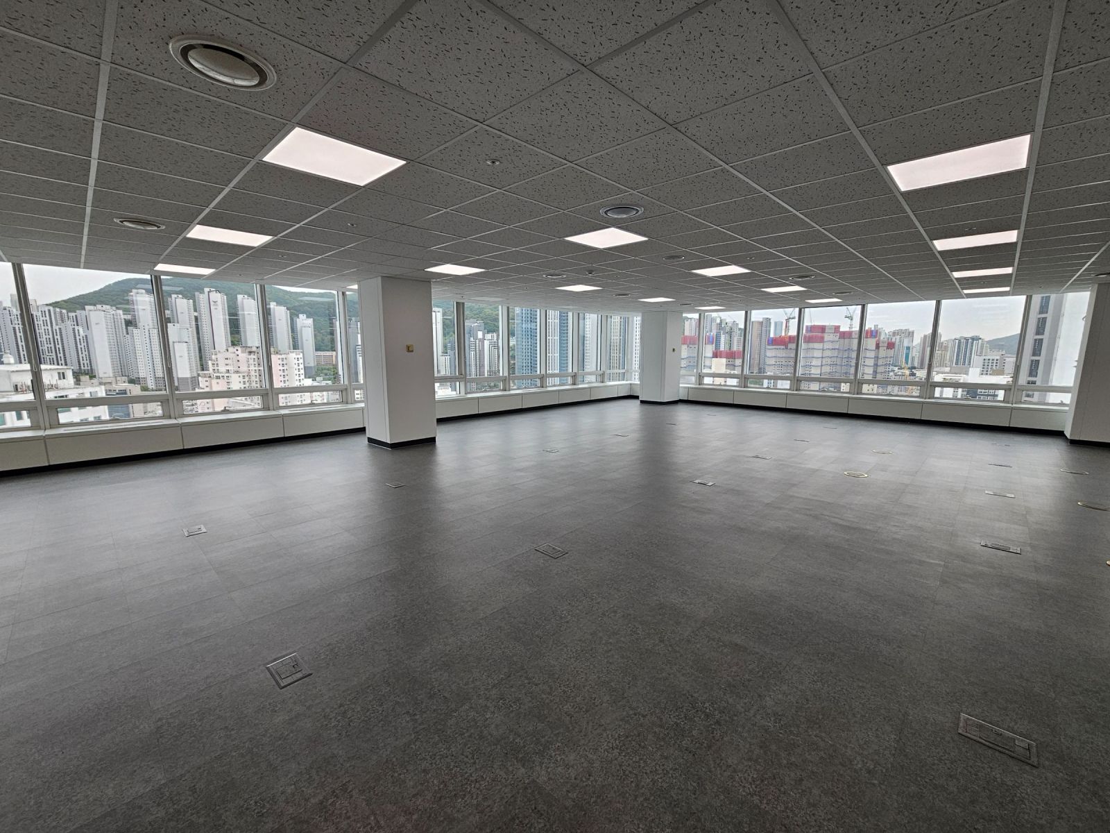 부산광역시 연제구 연산동 사무실 썸네일 4