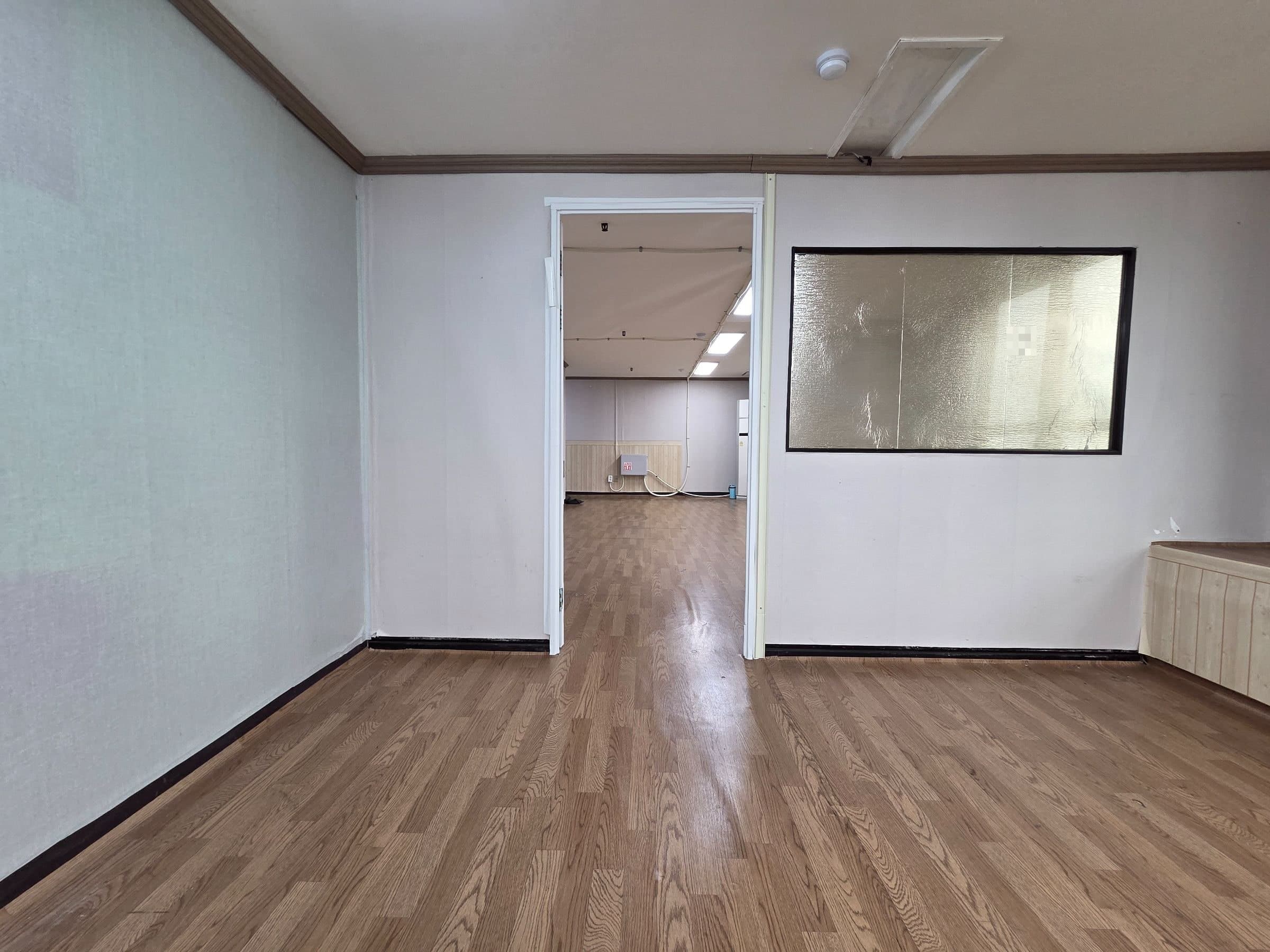 부산광역시 연제구 연산동 사무실 썸네일 5