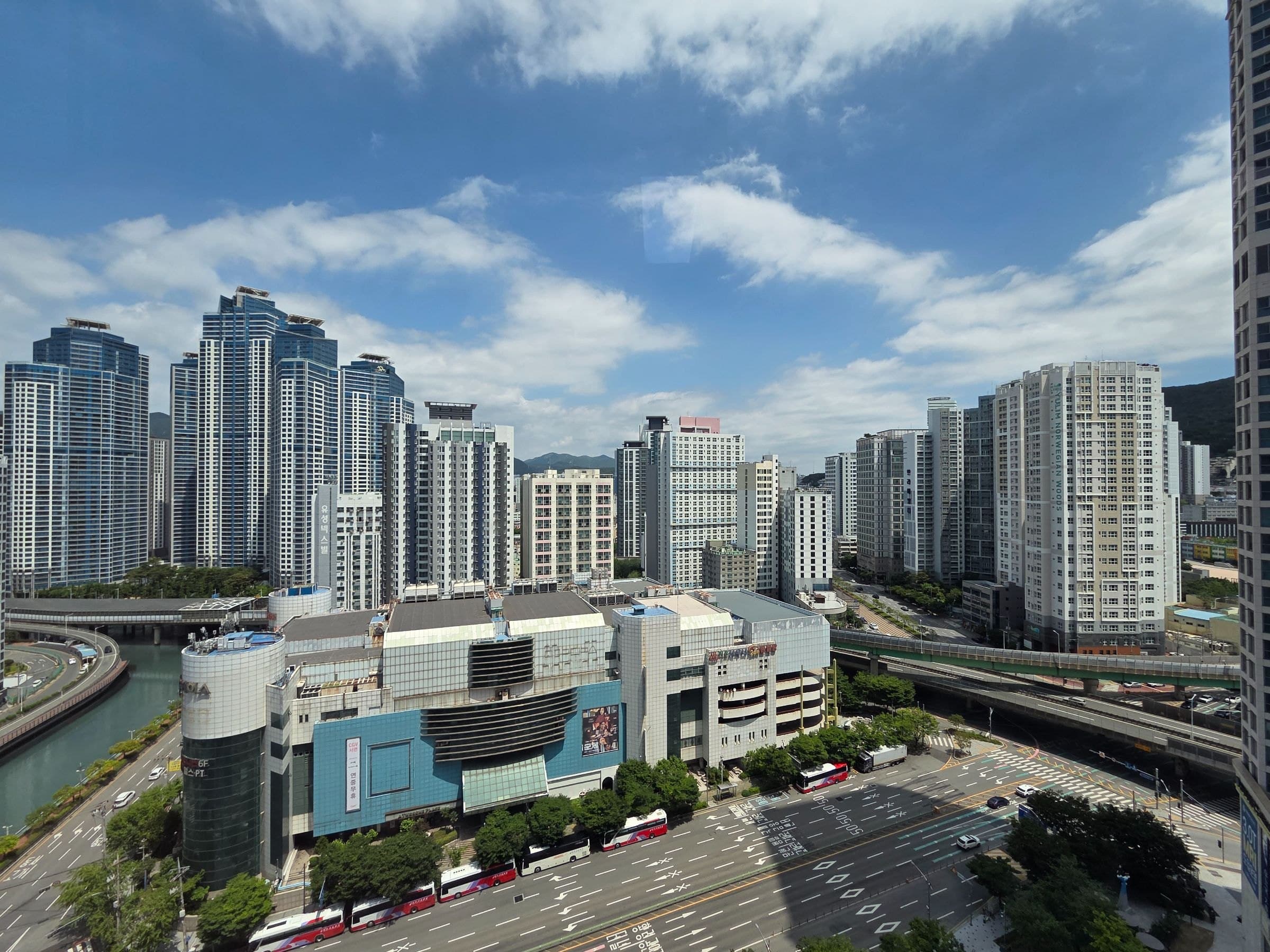 부산광역시 남구 문현동 사무실 - 1