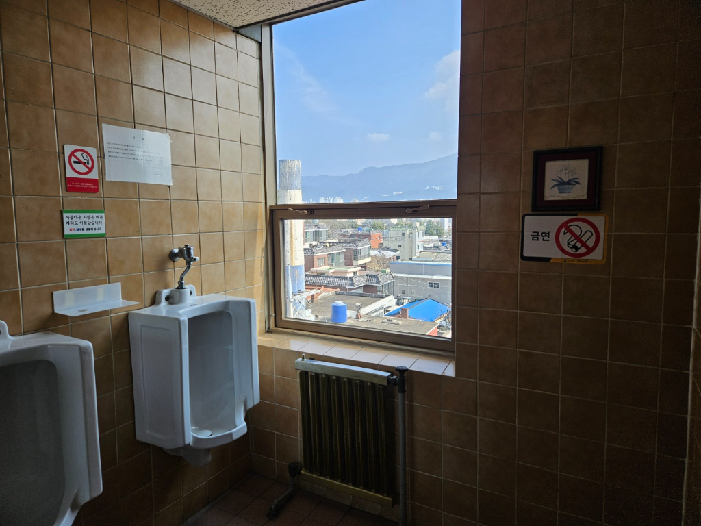 부산광역시 동래구 안락동 사무실 썸네일 5