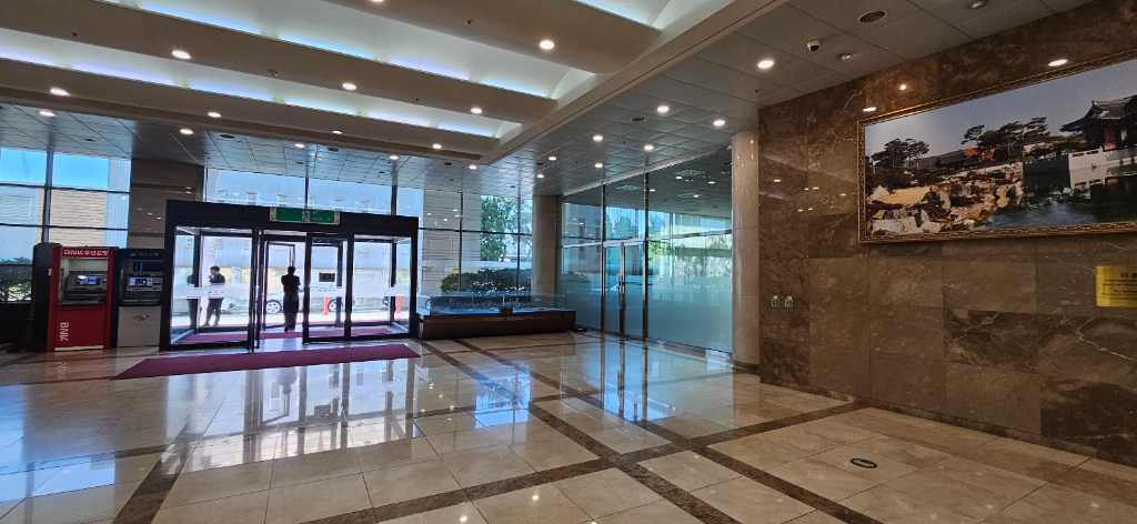 부산광역시 중구 중앙동4가 사무실 - 1