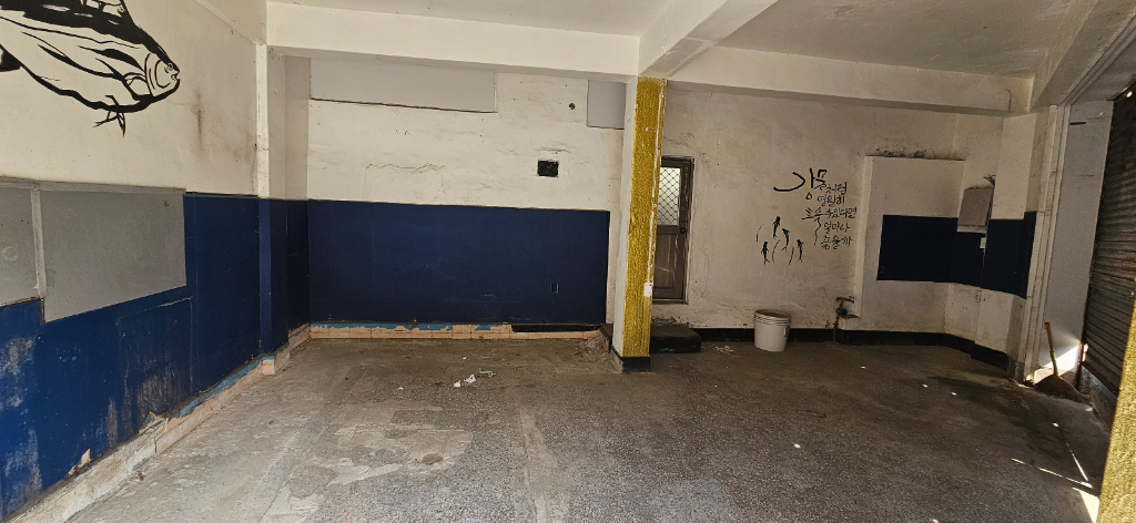 부산광역시 연제구 거제동 상가 - 1