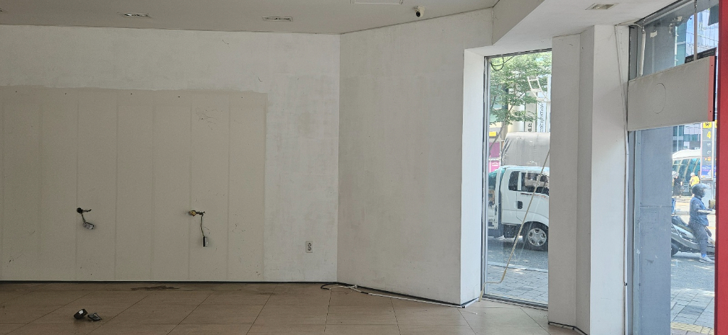 부산광역시 연제구 연산동 상가 썸네일 3