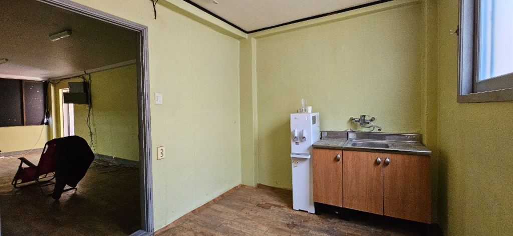 부산광역시 연제구 거제동 사무실 썸네일 8