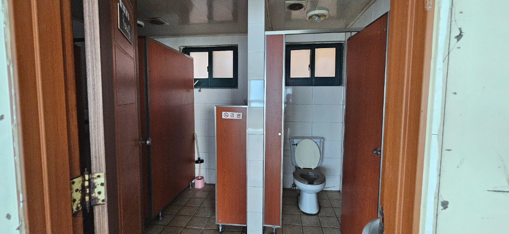 부산광역시 연제구 연산동 사무실 썸네일 8