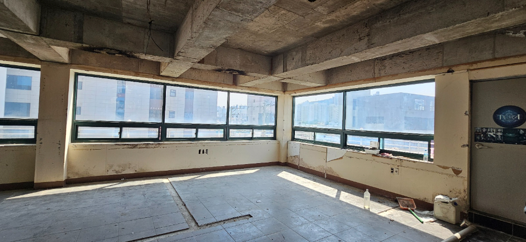 부산광역시 연제구 연산동 사무실 - 1