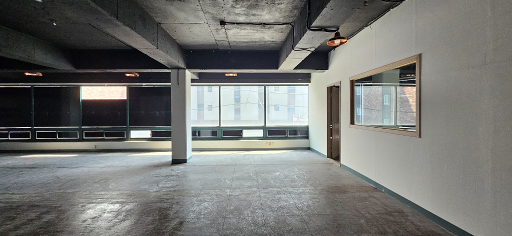 부산광역시 연제구 연산동 사무실 - 1