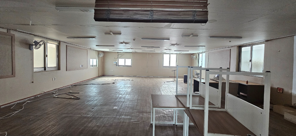 부산광역시 연제구 연산동 사무실 - 1