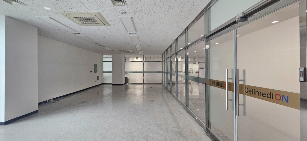 부산광역시 연제구 연산동 사무실 썸네일 3