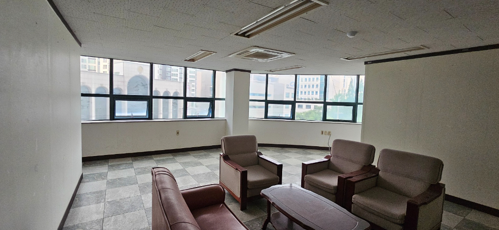 부산광역시 연제구 연산동 사무실 썸네일 7