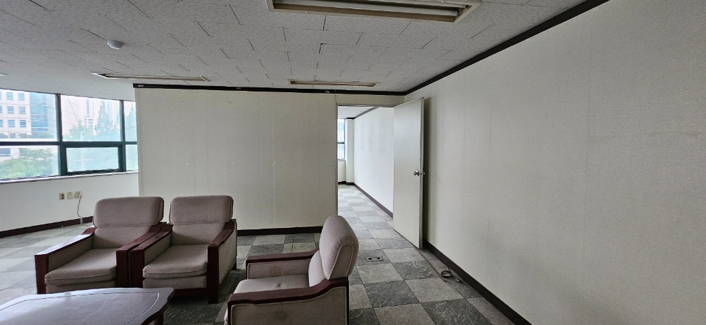 부산광역시 연제구 연산동 사무실 썸네일 8