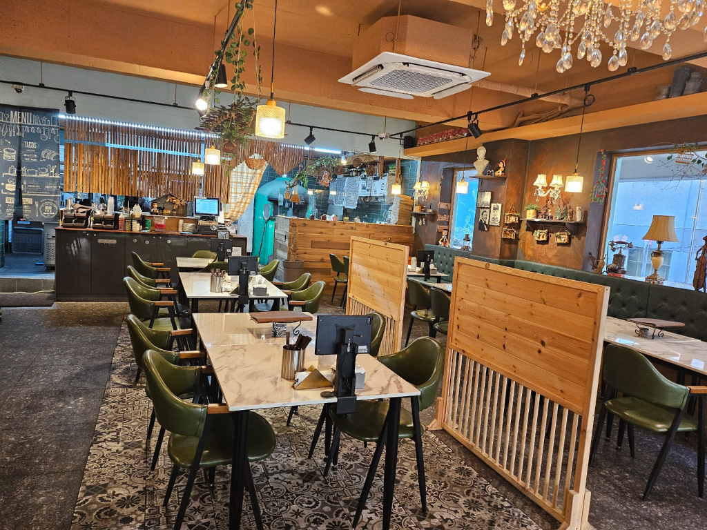 부산광역시 연제구 거제동 상가 썸네일 2