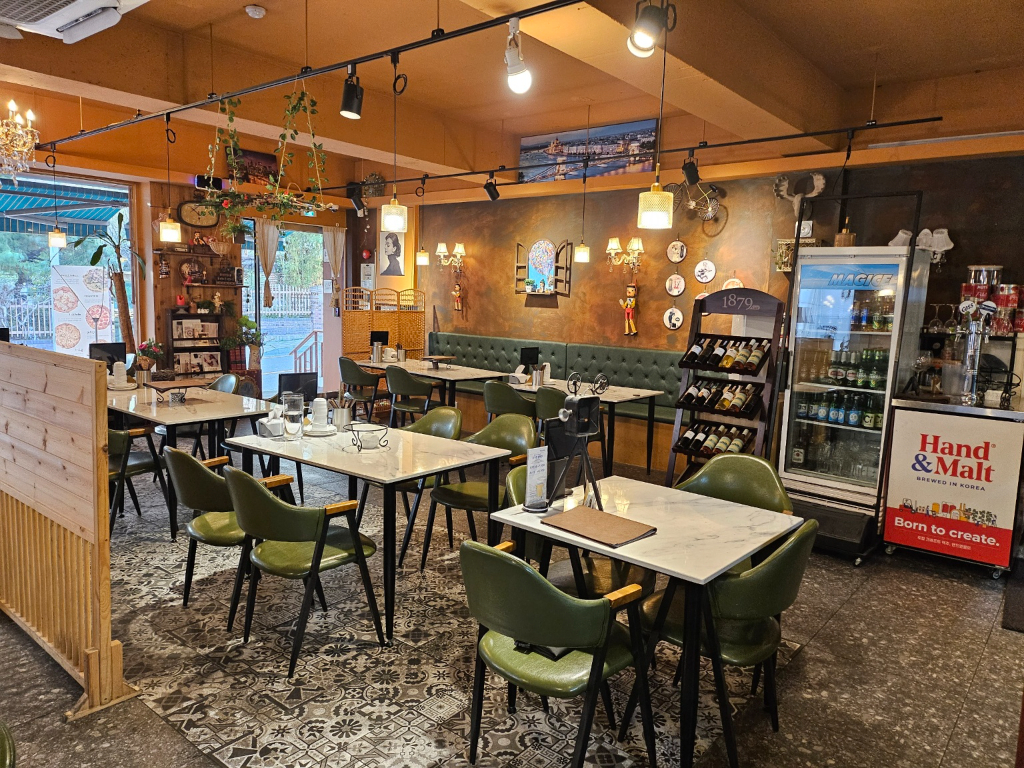 부산광역시 연제구 거제동 상가 썸네일 7