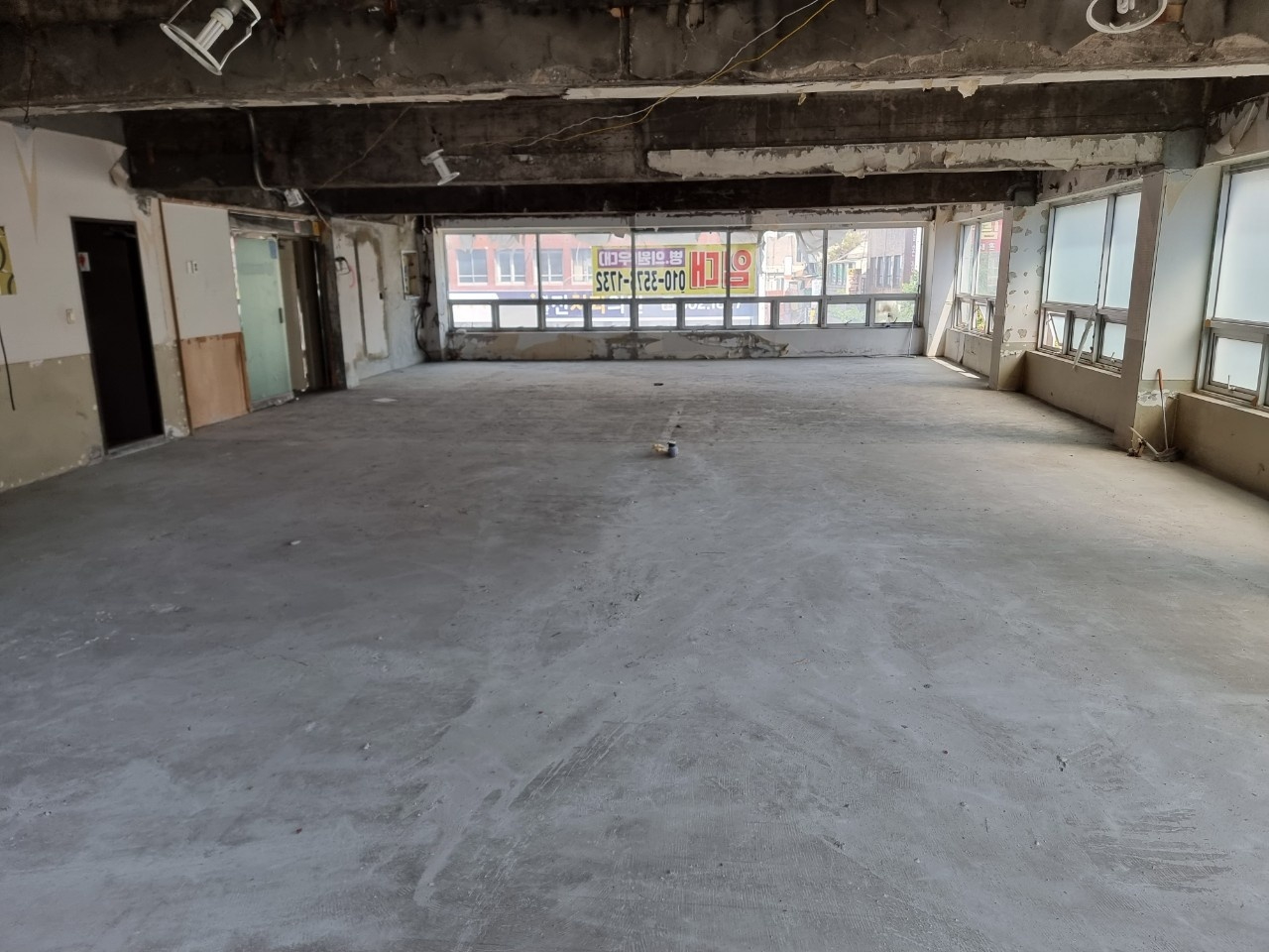 부산광역시 연제구 연산동 사무실 썸네일 2