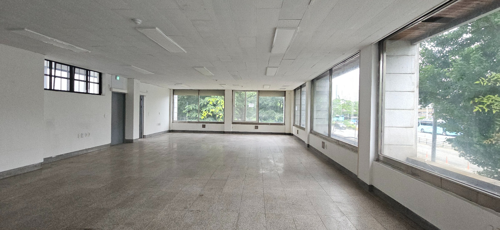 부산광역시 동래구 온천동 사무실 썸네일 5