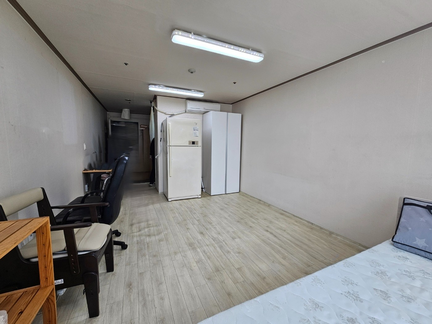 부산광역시 동래구 사직동 사무실 - 1