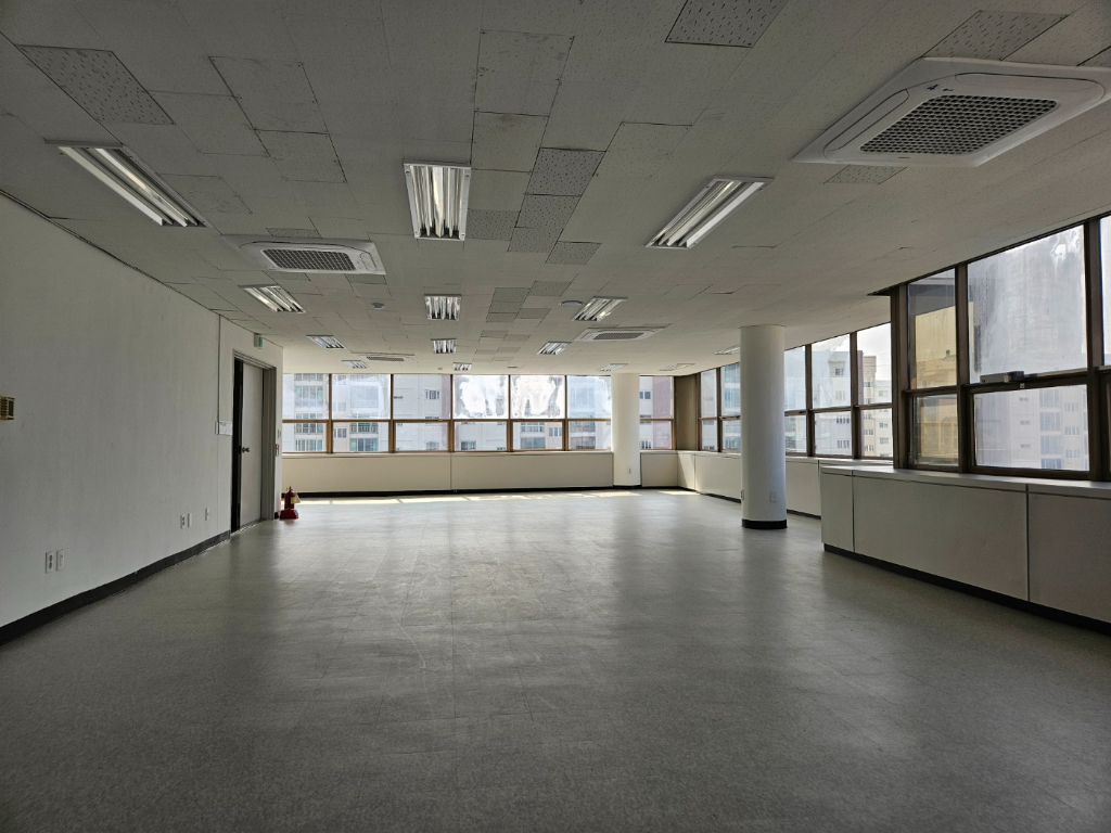 부산광역시 동구 범일동 상가 썸네일 2