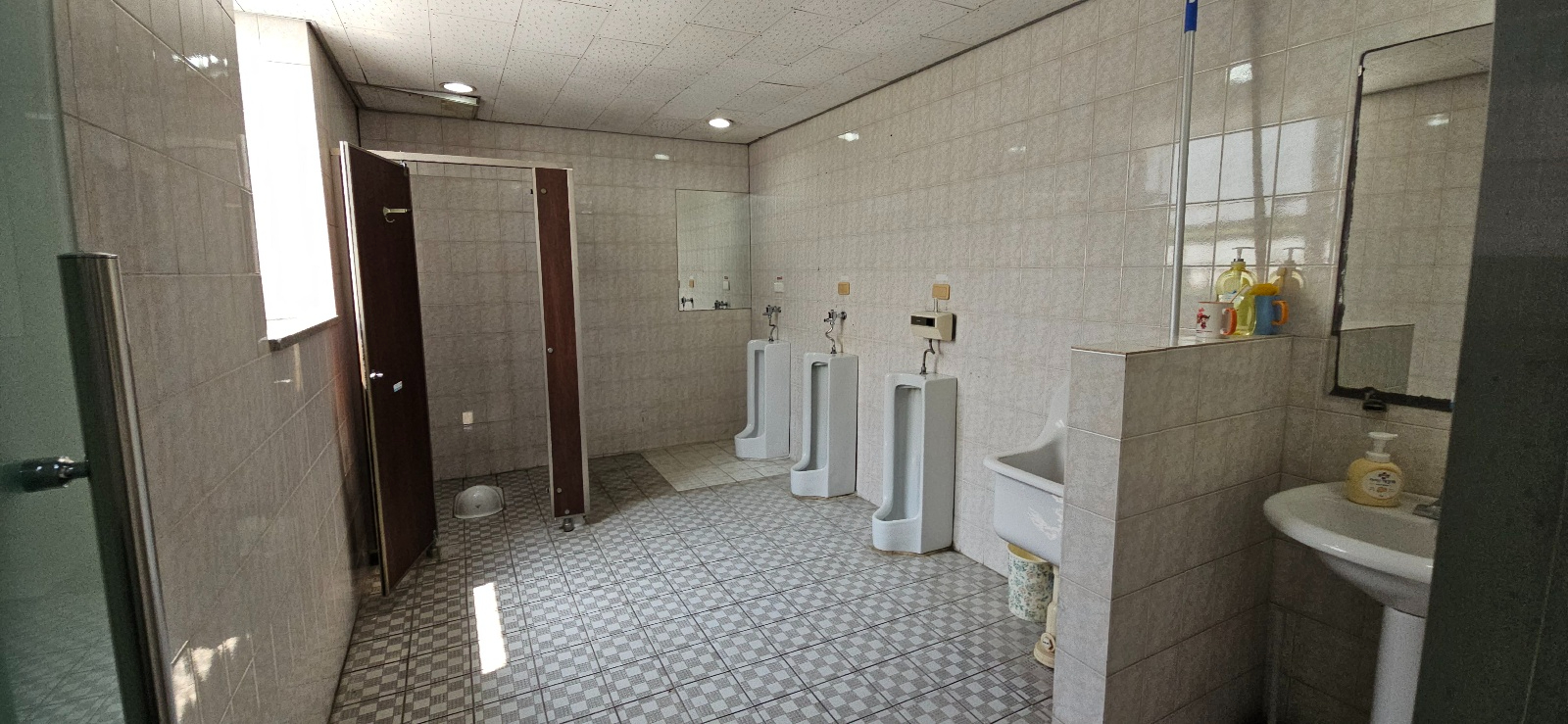 부산광역시 연제구 연산동 사무실 썸네일 8