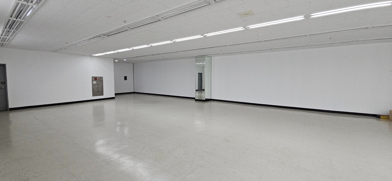 부산광역시 연제구 연산동 사무실 썸네일 3