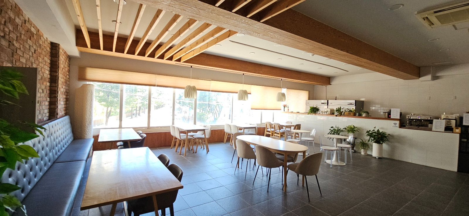 부산광역시 남구 대연동 상가 - 1