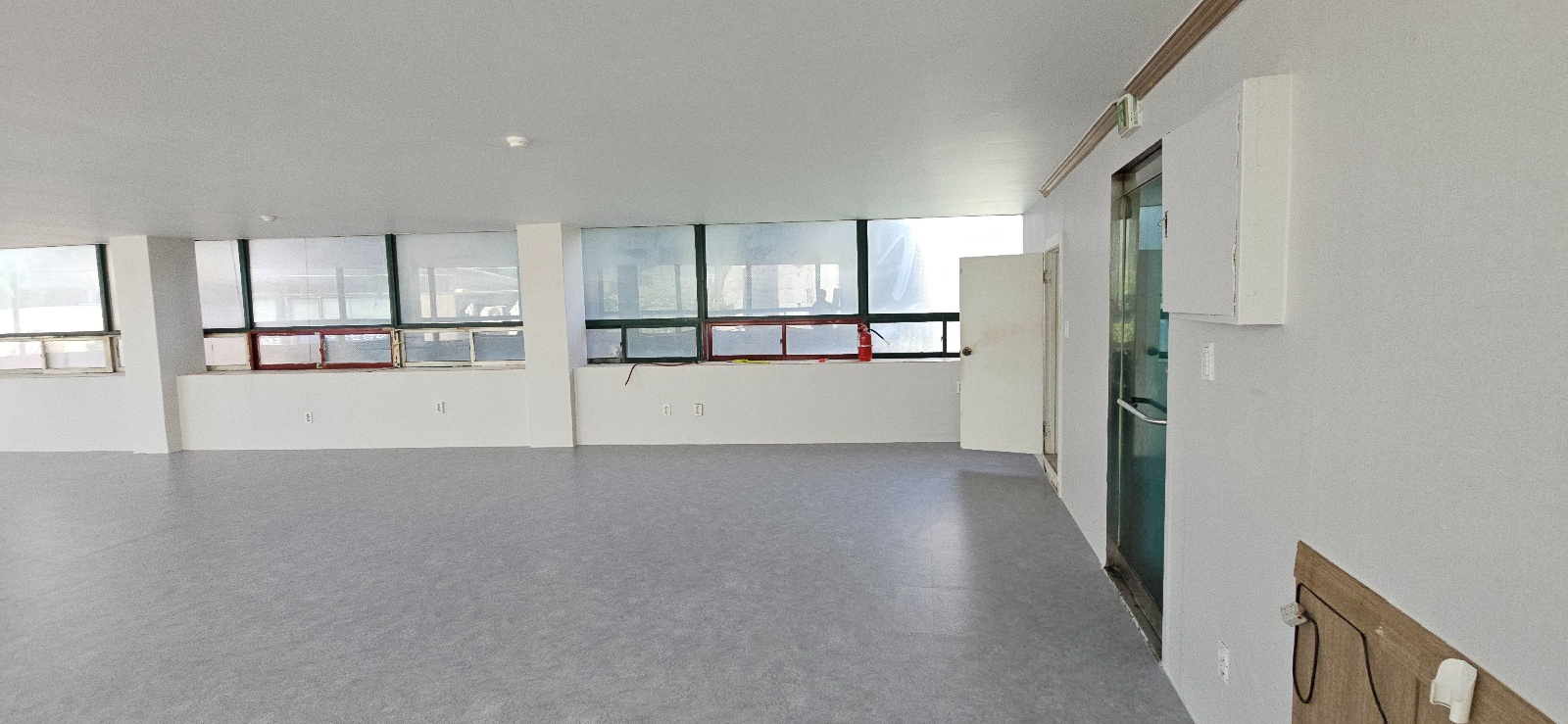 부산광역시 남구 대연동 사무실 썸네일 2