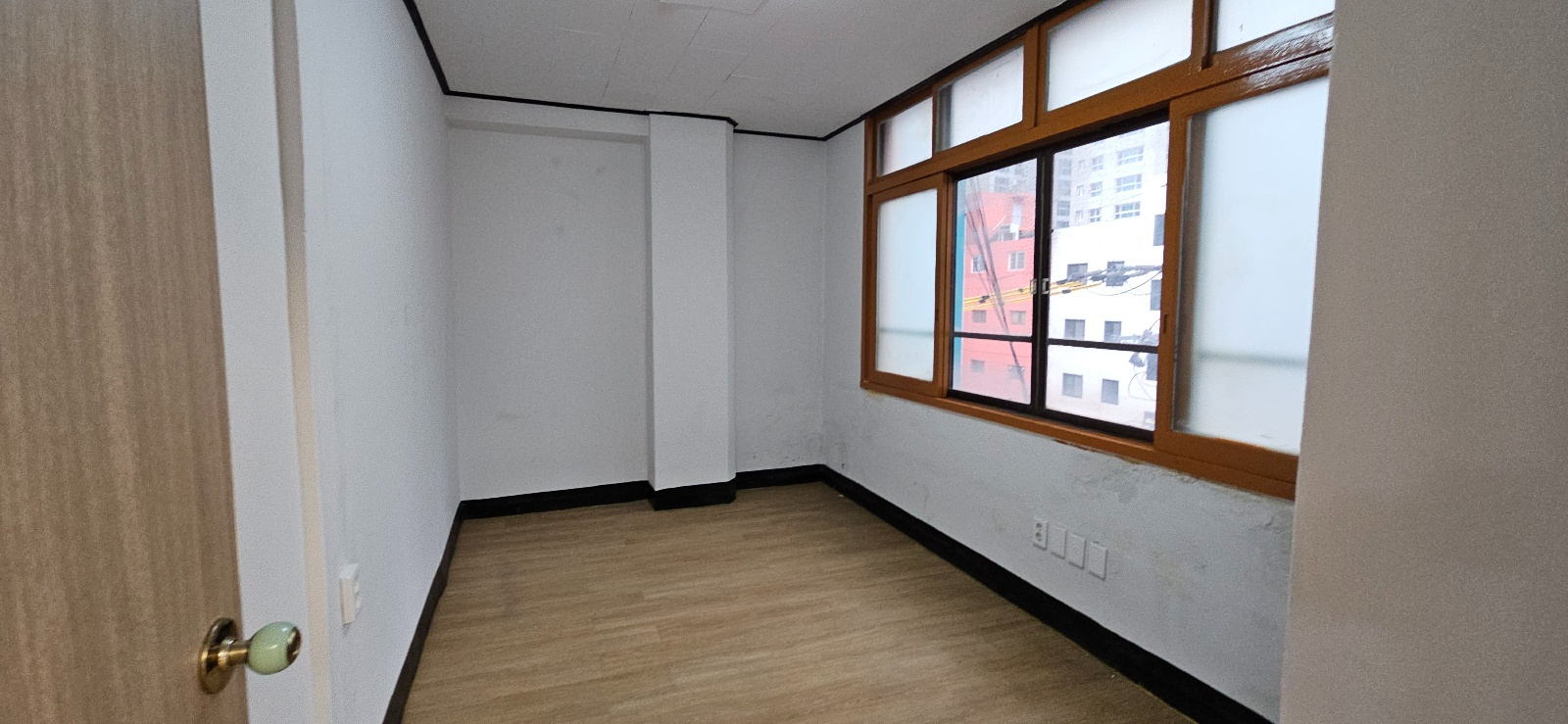 부산광역시 동구 초량동 사무실 썸네일 5