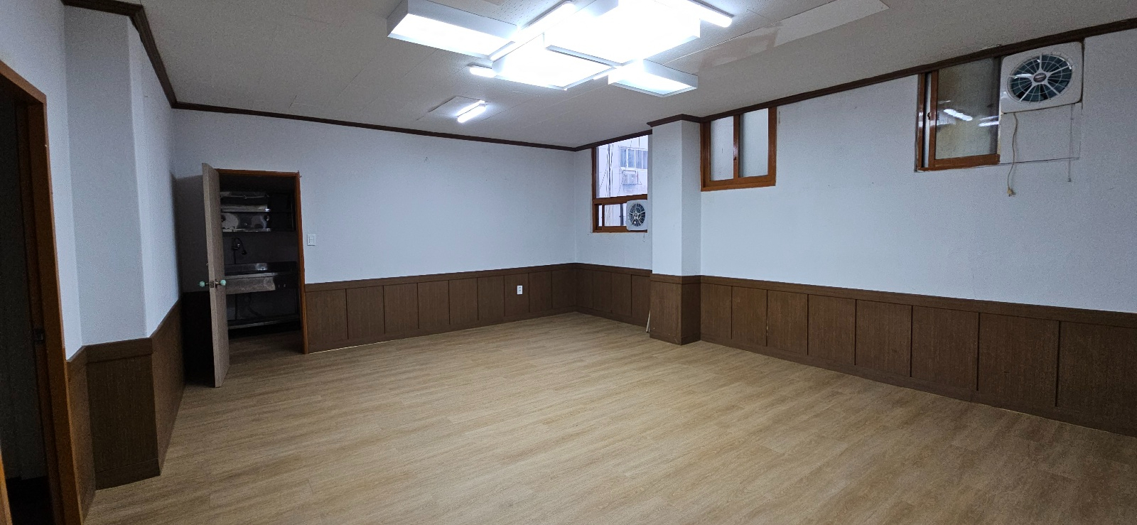 부산광역시 동구 초량동 사무실 썸네일 6