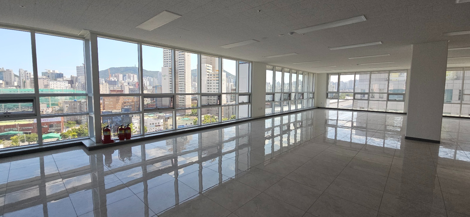 부산광역시 연제구 거제동 사무실 썸네일 3