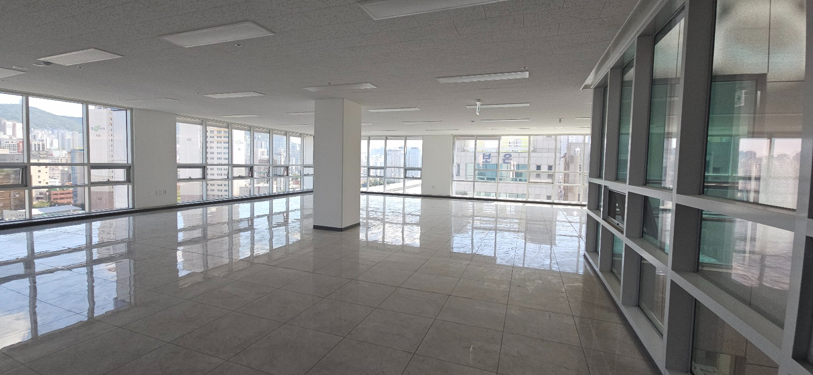 부산광역시 연제구 거제동 사무실 썸네일 6