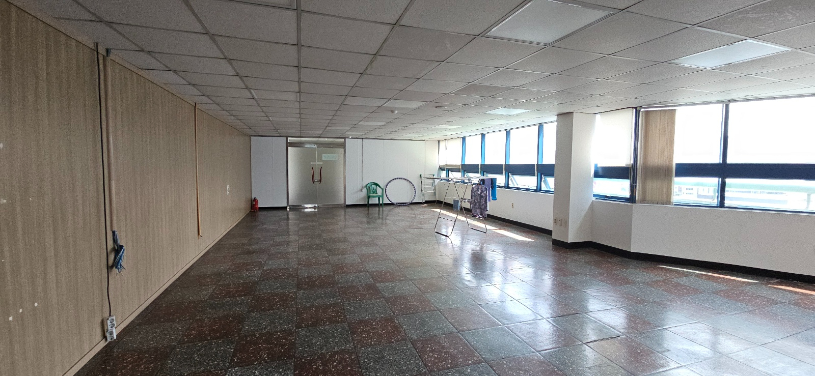 부산광역시 수영구 수영동 사무실 썸네일 2