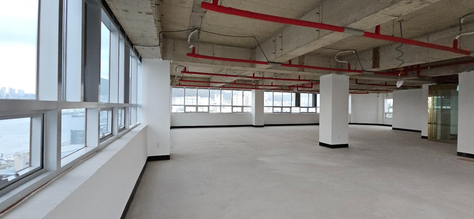 부산광역시 중구 광복동1가 사무실 썸네일 4