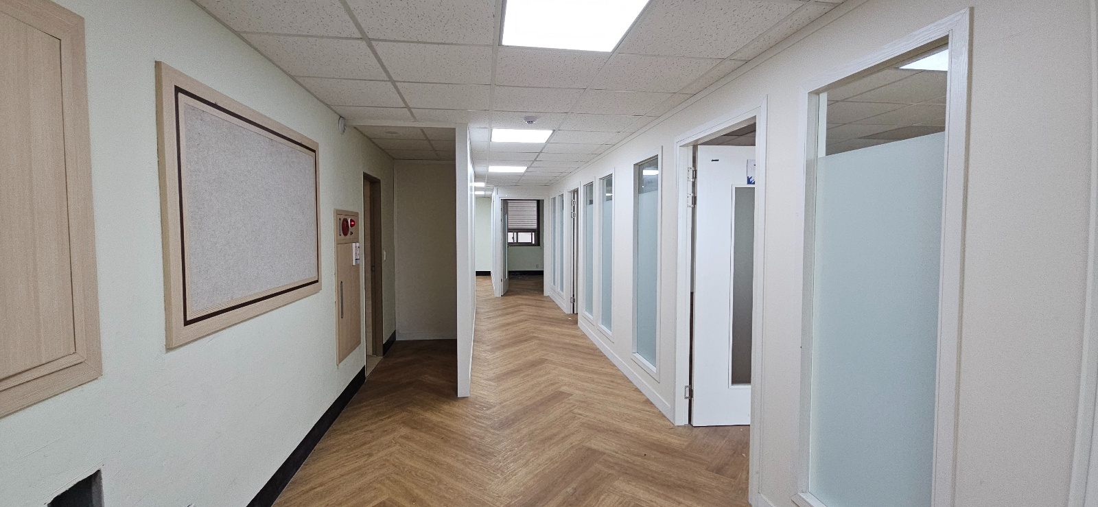 부산광역시 금정구 구서동 사무실 썸네일 2