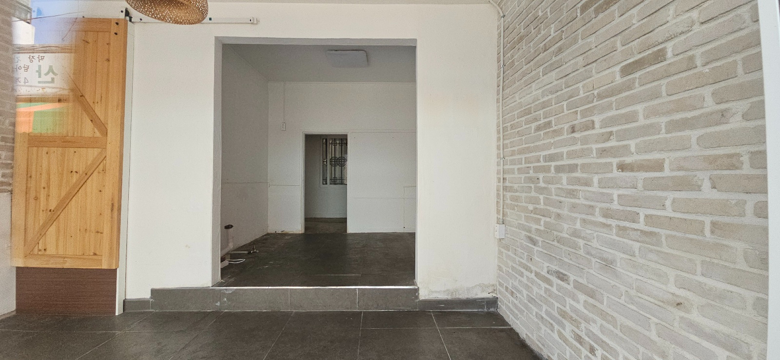 부산광역시 수영구 광안동 상가 - 1