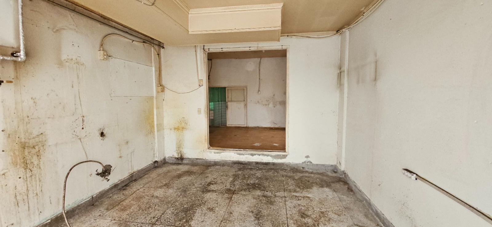 부산광역시 연제구 연산동 상가 - 1