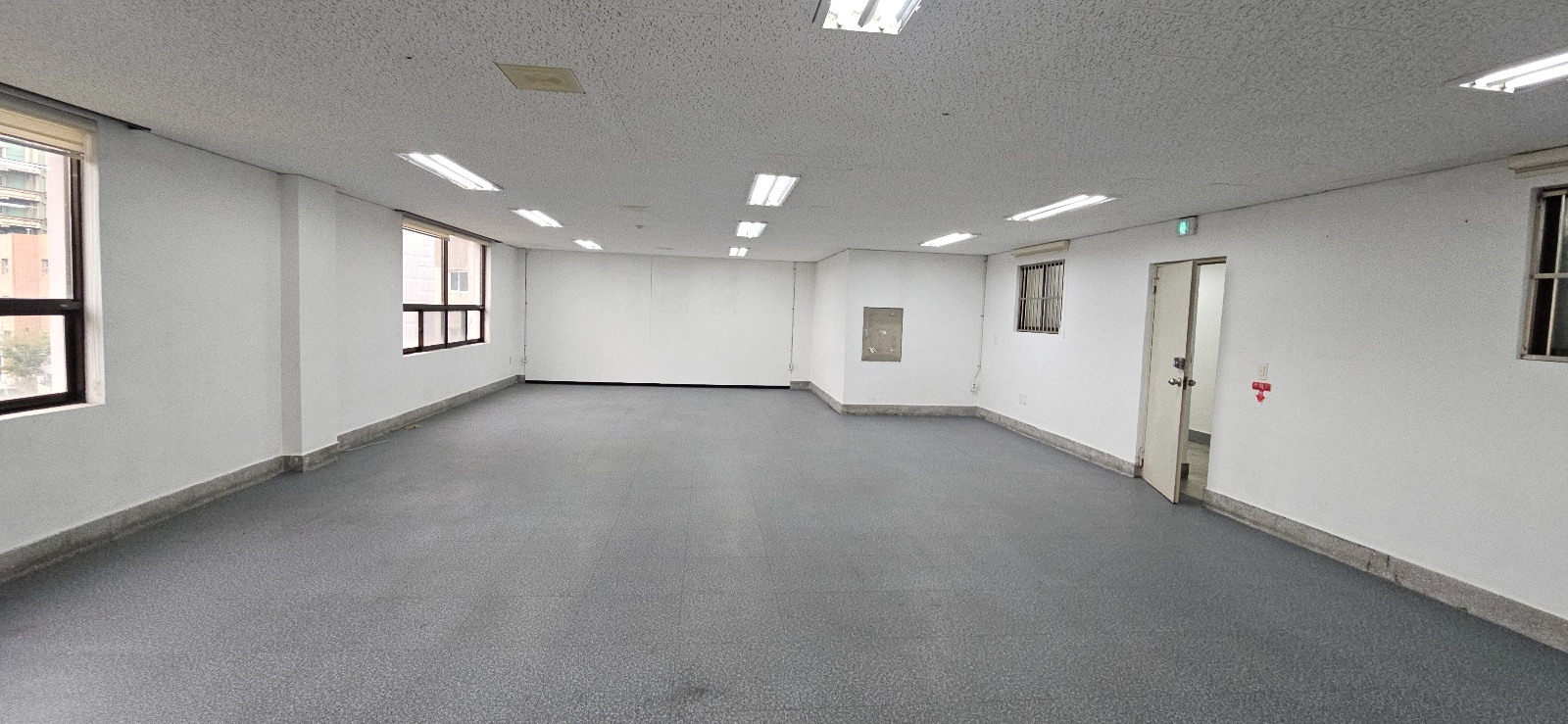 부산광역시 동래구 수안동 사무실 썸네일 6