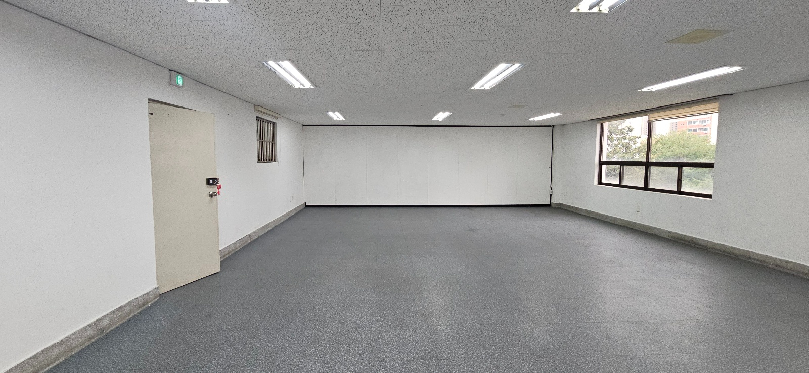 부산광역시 동래구 수안동 사무실 썸네일 8