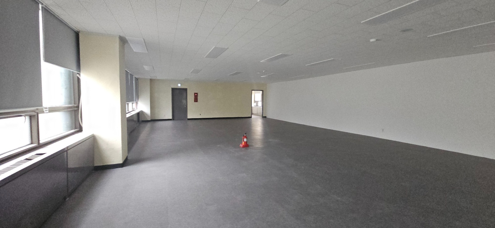 부산광역시 동래구 수안동 사무실 썸네일 6