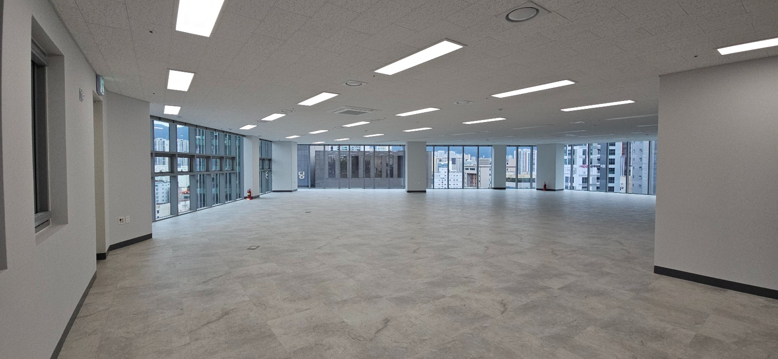 부산광역시 연제구 연산동 사무실 - 1