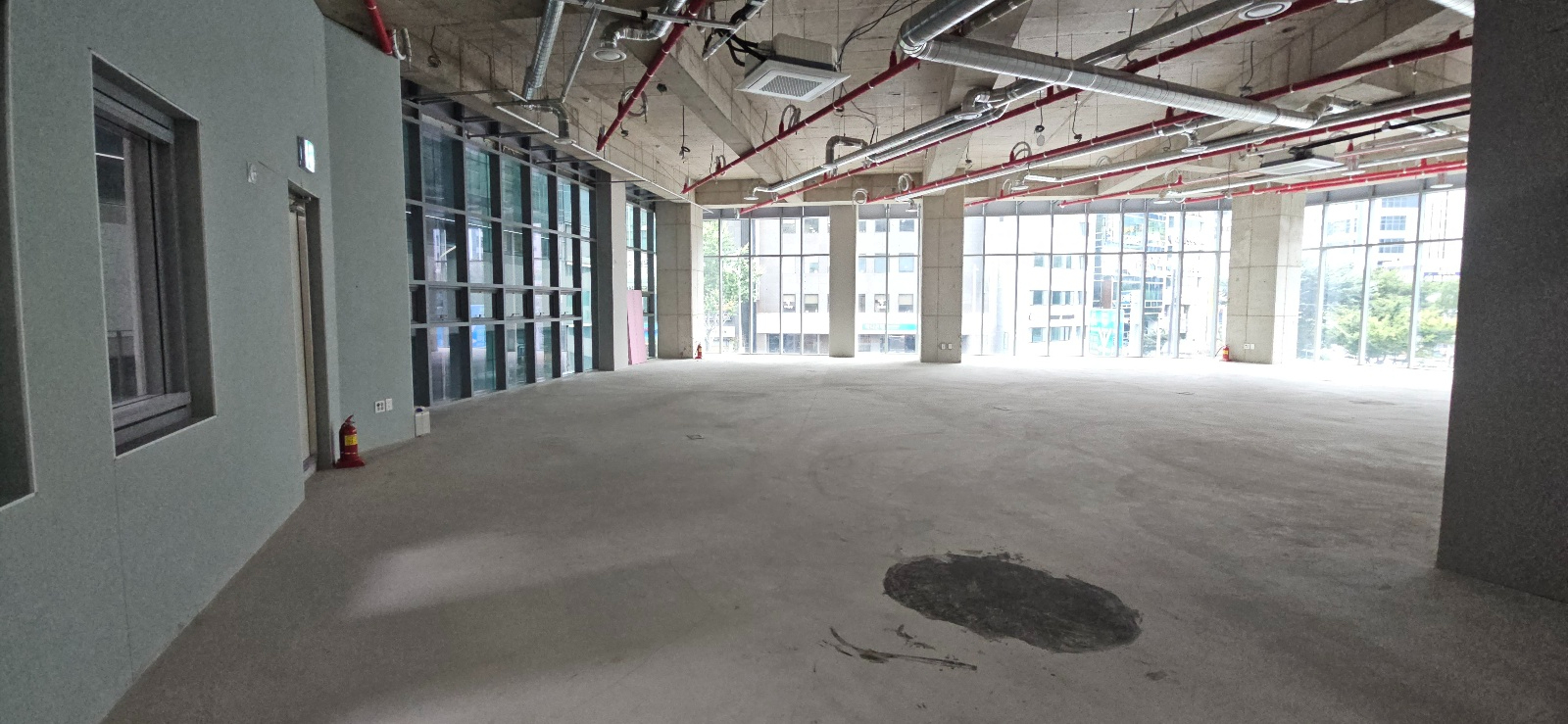 부산광역시 연제구 연산동 상가 - 1