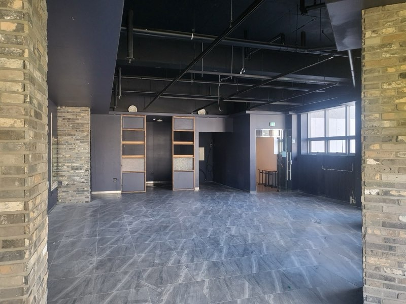 부산광역시 연제구 연산동 상가 - 1