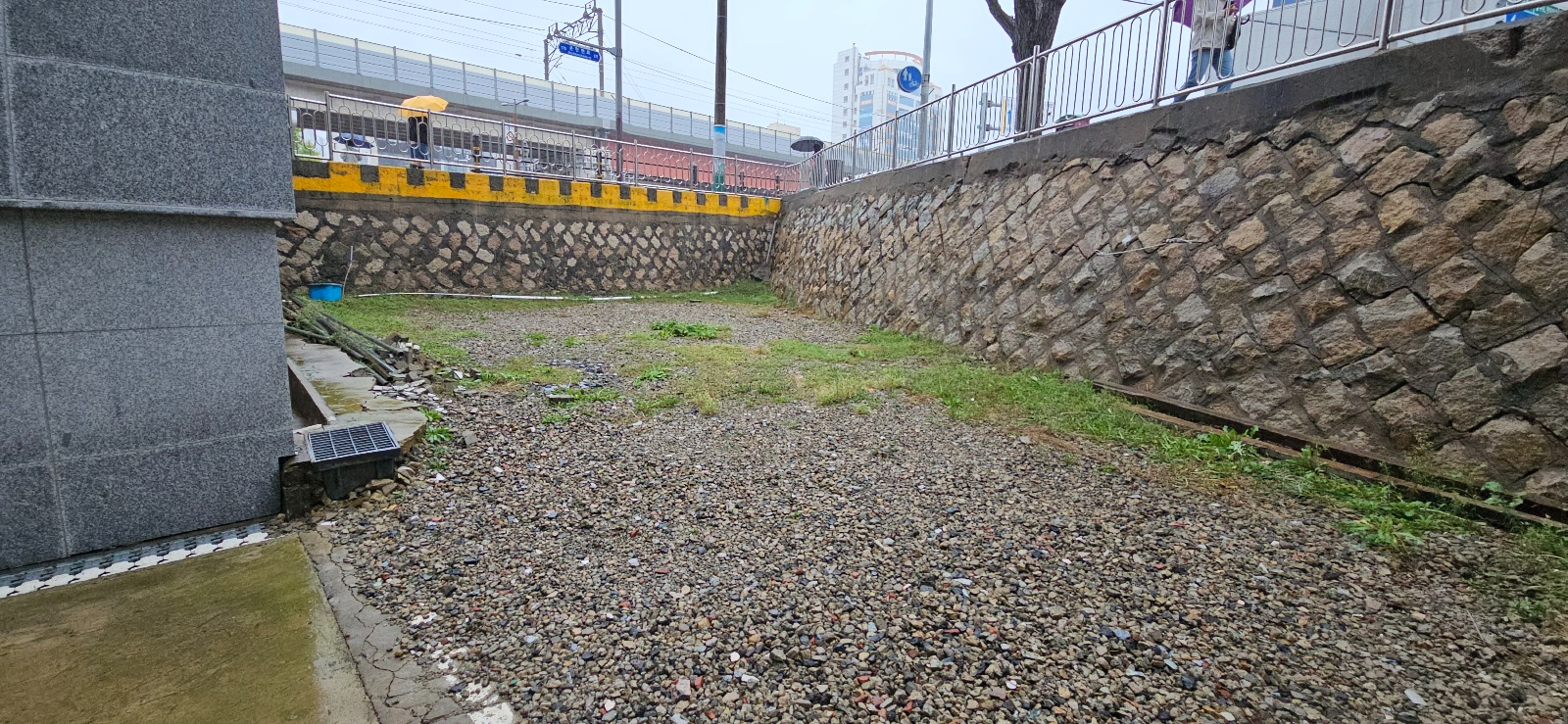 부산광역시 동래구 명륜동 상가 썸네일 2