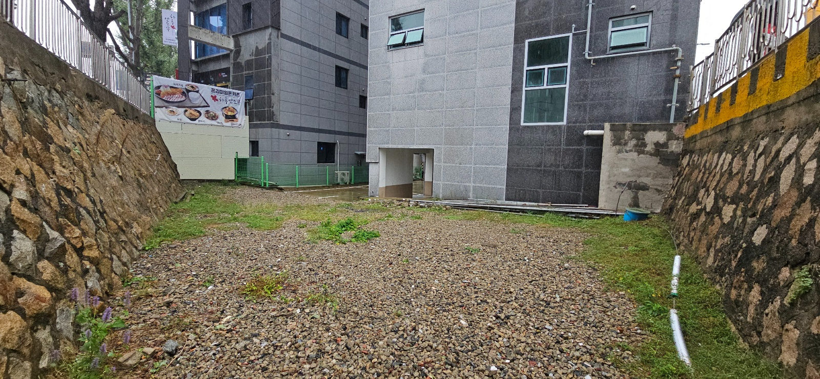 부산광역시 동래구 명륜동 상가 썸네일 3